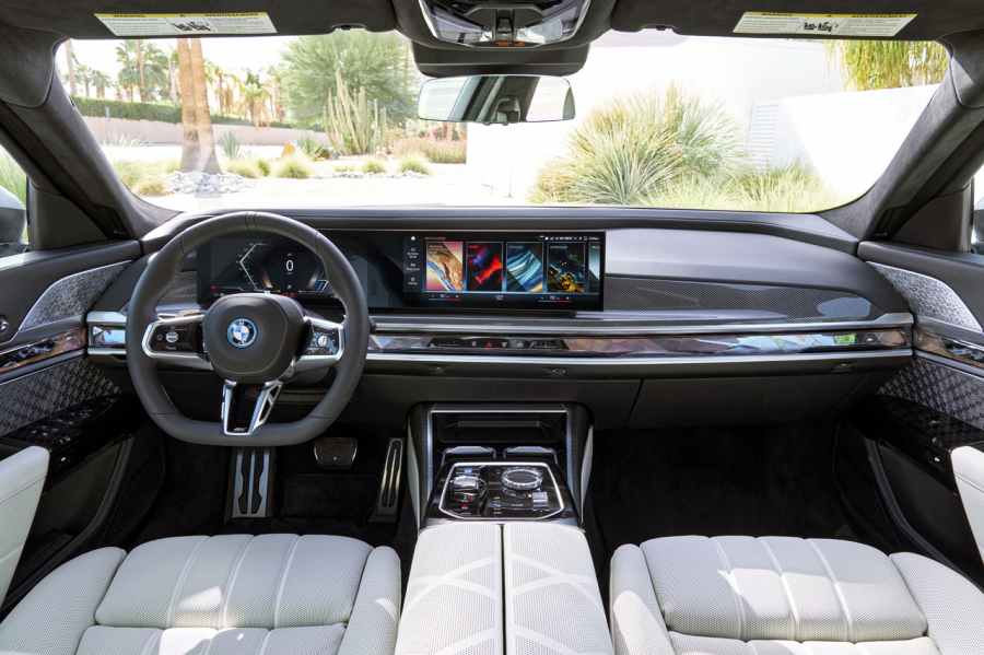 2026 BMW i7