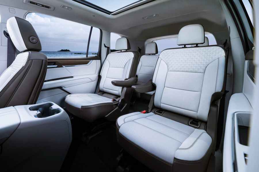 2026 GMC 아카디아