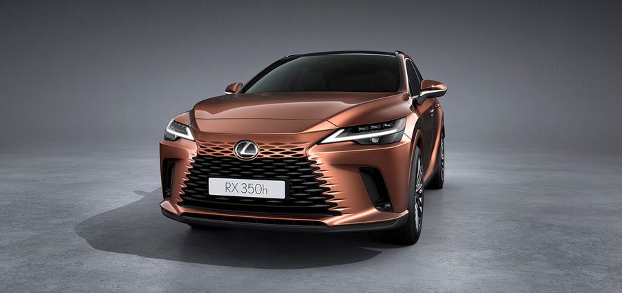 2026 렉서스 RX350h 후면 일자형 램프와 차체 비율