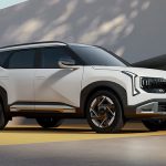 2027 셀토스 하이브리드 후측면 테일램프와 넓어진 SUV 비율